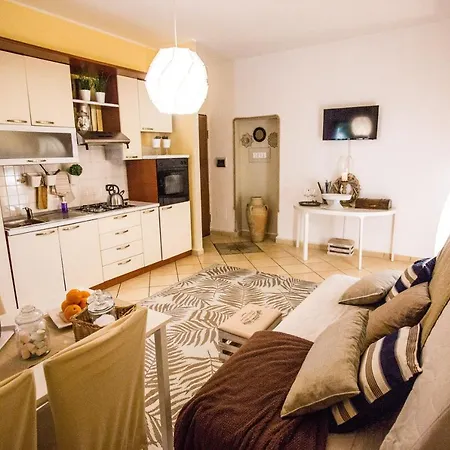 Stazione La Reggia Bed & Breakfast Caserta